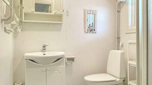 Unclassified image, 5 of 14, button - 4 Person Holiday Home in Farjestaden (Farjestaden)