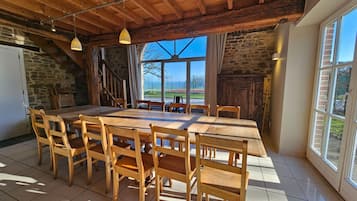 House | Dining