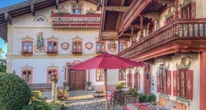 MAX in the Schusterhausl