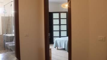 House | 2 bedrooms, individually furnished