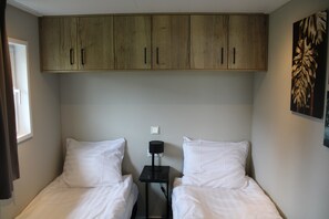 Chalet | 2 slaapkamers, individueel gemeubileerd, beddengoed