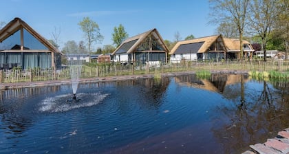 Chic Thatched-roof Stay