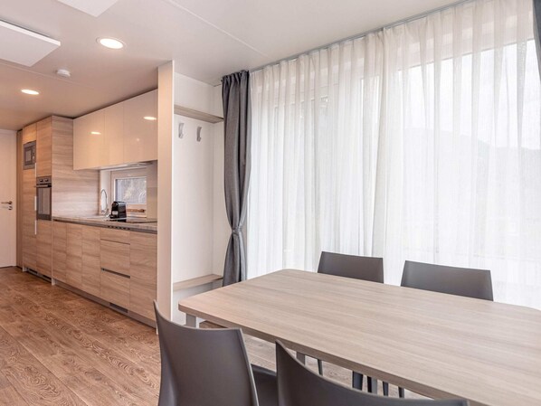 Chalet | Dining - Chalet With Dishwasher, in the Area (Kotschach-Mauthen)