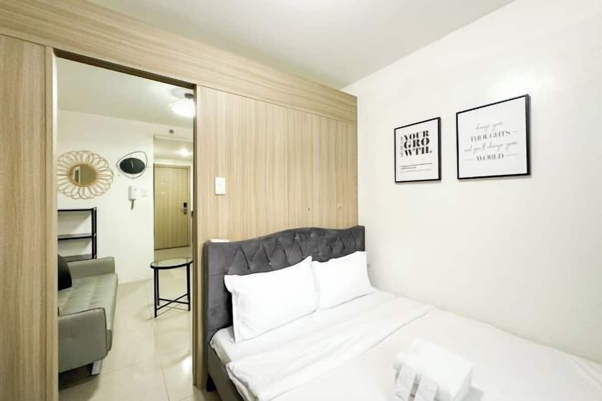 1 kamar tidur, setrika/meja setrika, dan Wi-Fi gratis