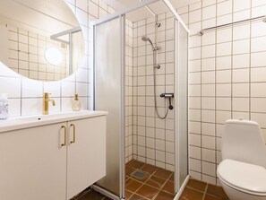 House | Bathroom - 6 Person Holiday Home in Blavand (Blavand)