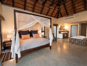 Unclassified image, 4 of 18, button - Villa in Hoedspruit With Private Heated Pool (Hoedspruit)