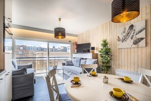 Apartment | Living area
