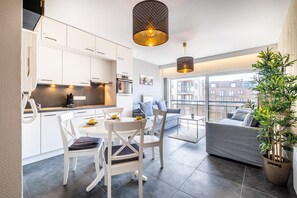 Private kitchen - Sunny Stay for Four in Koksijde (Koksijde)