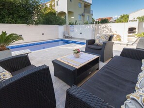 Outdoor pool - Ema With Pool & Sauna (Privlaka)