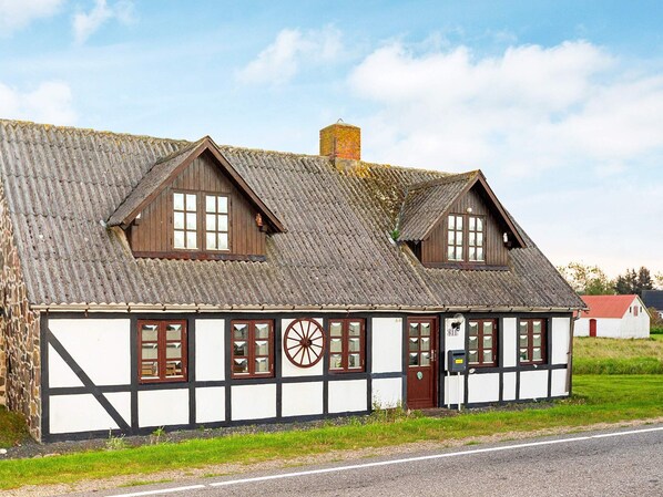 House | Exterior - 6 Person Holiday Home in Logstor (Logstor)