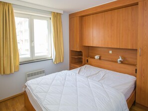 Apartment | 2 bedrooms, individually furnished - Stylish Stay w/ Sea Views (Middelkerke)