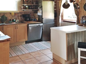 Private kitchen - 6 Person Holiday Home in Dalaro (Dalaro)