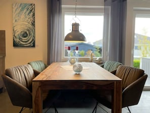 Dining - Lovely Holiday Home With Sauna (Wangerland)