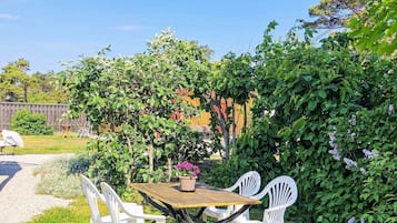 House | Dining