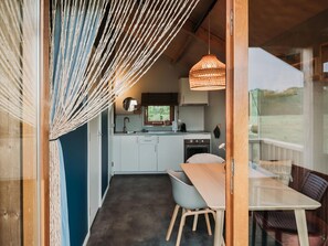 House | Private kitchen - Wellness Lodge in Dutch Meadows With Hot Tub (Ruinerwold)