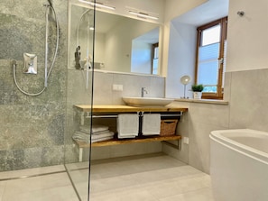 Ferienhaus | Badezimmer