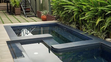 Udendørs pool