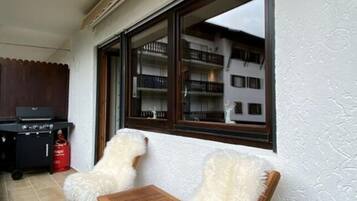 1 bedroom, individually furnished, iron/ironing board