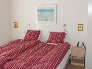 House - 6 Person Holiday Home in Henne (Henne)