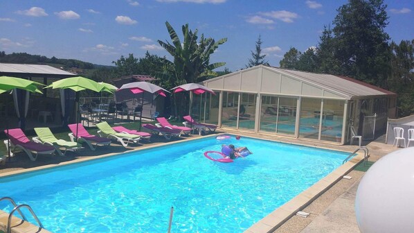 Pool - Location Mobil Home AU Calme Proche DE Sarlat Avec Institut DE Beaute SPA (Pays-de-Belvès)