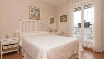 Nhà | 1 phòng ngủ, bộ trải giường