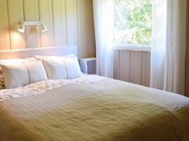 3 habitaciones y muebles diferentes 