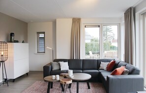 House | Living room