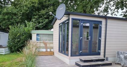 Nice Chalet With Dishwasher in a Holiday Park