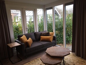 Chalet | Living room - Nice Chalet With Dishwasher in a Holiday Park (Lathum)