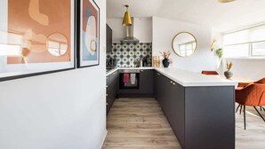Unclassified image, 5 of 25, button - The West Hampstead Retreat - Modern & Bright 1bdr Apartment (London)