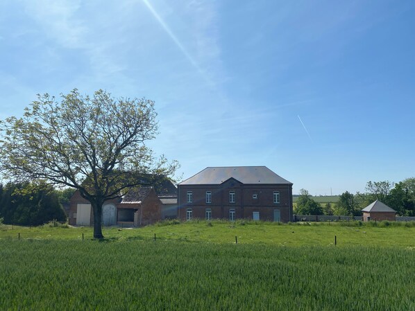 Exterior - La Brossière, Gite Dans la Nature, Avec Salle de Jeux Idéal Pour Tous les Temps (Landouzy-la-Cour)