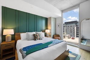 8 habitaciones, tabla de planchar con plancha, wifi y ropa de cama