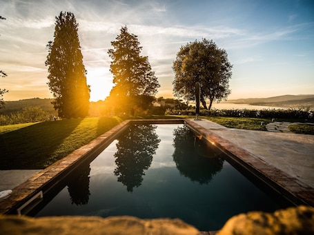 Villa | Pool | Indoor pool, outdoor pool