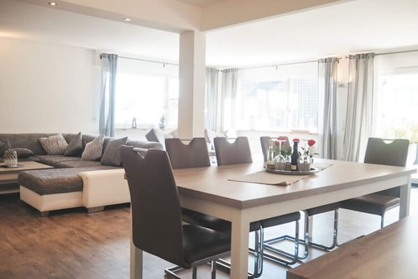 Dining - Holiday Apartment Festungsberg (Koblenz)