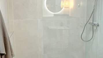 Apartment | Bathroom