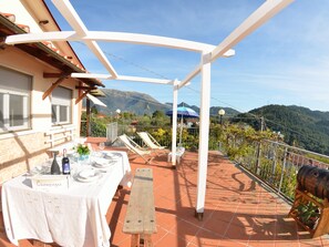 House | Dining - Holiday Home in Massarosa With Pool & Hill Views (Massarosa)