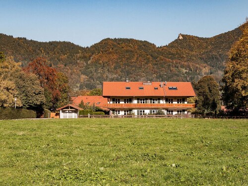 Castle View Modern Retreat