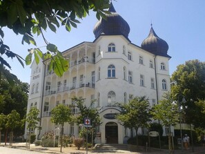 Exterior - "seashell" Modern Retreat (Binz)