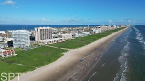 Departamento, 2 habitaciones | Playa | En la playa