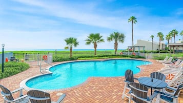 Leilighet, 2 soverom | Basseng | Utendørsbasseng