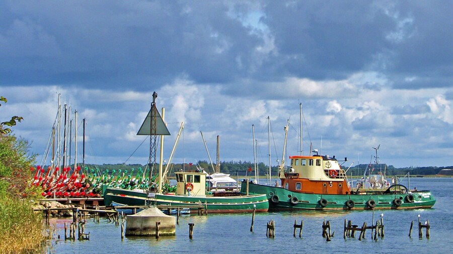 6 Person Holiday Home in Farvang