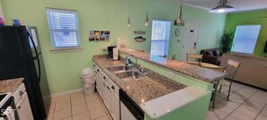 Leilighet, 2 soverom | Eget kjøkken | Kjøleskap, ovn, kaffetrakter/tekoker og brødrister