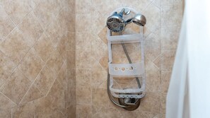 Huis, 4 slaapkamers | Badkamer | Shampoo