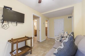 Casa, 4 quartos | Área de estar