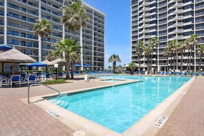 Apartment, 3 Bedrooms | Pool