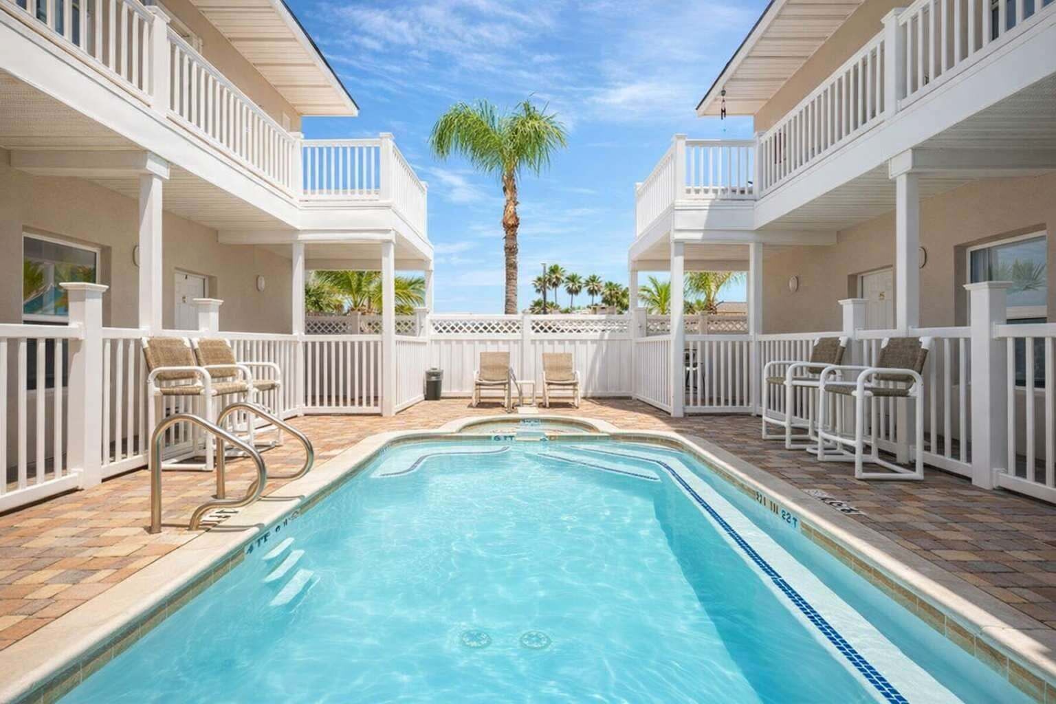Apartamento, 3 habitaciones | Piscina | Una piscina al aire libre
