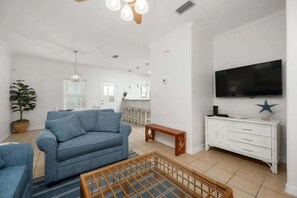 Apartment, 3 Bedrooms | Living area