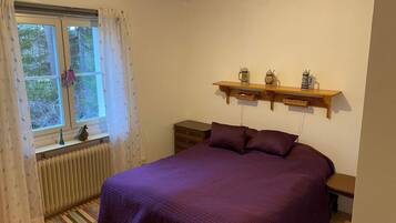 House | 2 bedrooms, individually furnished