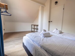 Casa | 3 quartos, individualmente mobiliados