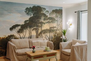 Smart TV, DVD player, books, stereo - House with Terrace, in the heart of Châteauneuf-du-pape  Village (Châteauneuf-du-Pape)